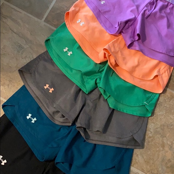 Under Armour Shorts - Picture 2 of 2